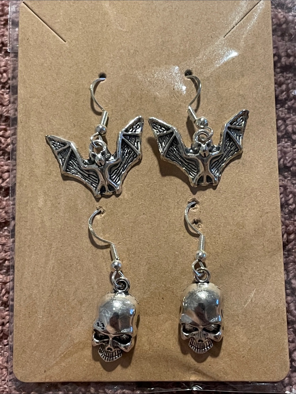 Bat And Skull Earrings 925 hooks Halloween Spooky